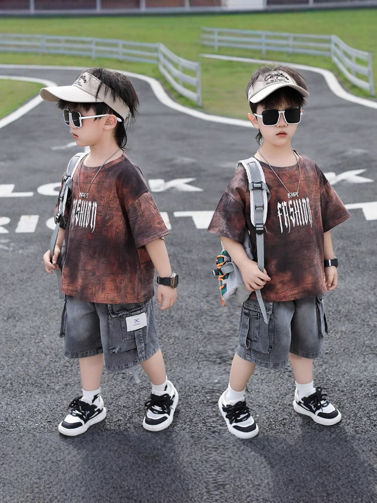 8098 traje de manga corta para niño vestido de verano de dos piezas para niño guapo 2025 nuevos pantalones cortos para niños ropa de verano marea