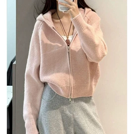 连衣裙;时尚休闲套装;女式衬衫