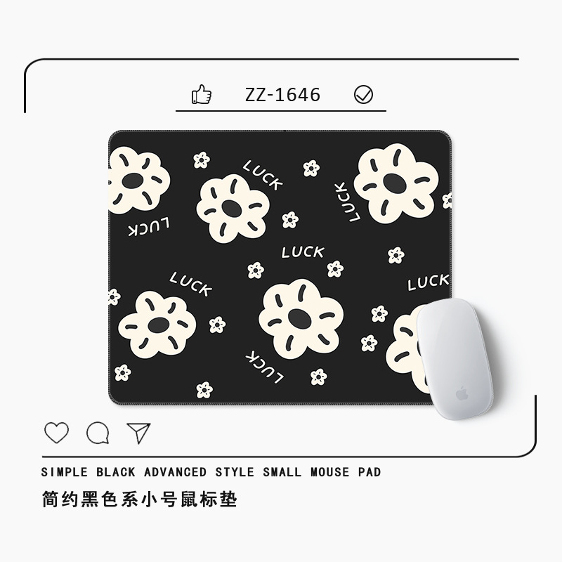 8135 검정색 배경 흰색 꽃