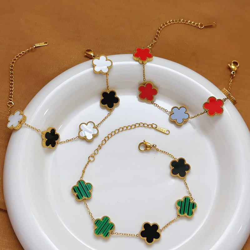 Clover Bracelet for Women and Girls, 14K Gold-Plated Silver Stainless Steel Five-Leaf Flower Exquisite Lucky Chain Bracelet Jewelry Clover Bracelet for Women and Girls, 14K Gold-Plated Silver Stainless Steel Five-Leaf Flower Exquisite Lucky Chain Bracelet Jewelry