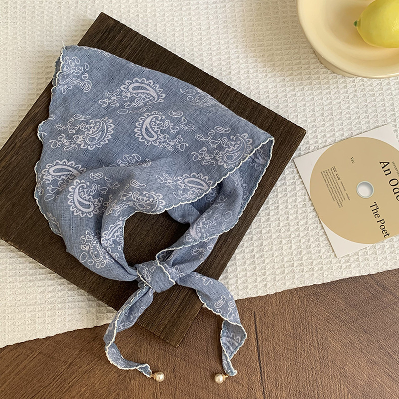 Bufanda triangular, cintura, nuevo estilo, protección para el cuello, bufanda pequeña, colgante de perlas, bufanda de seda, bolsa de flores con sentido avanzado, pañuelo en la cabeza, cinturón para el cabello al por mayor