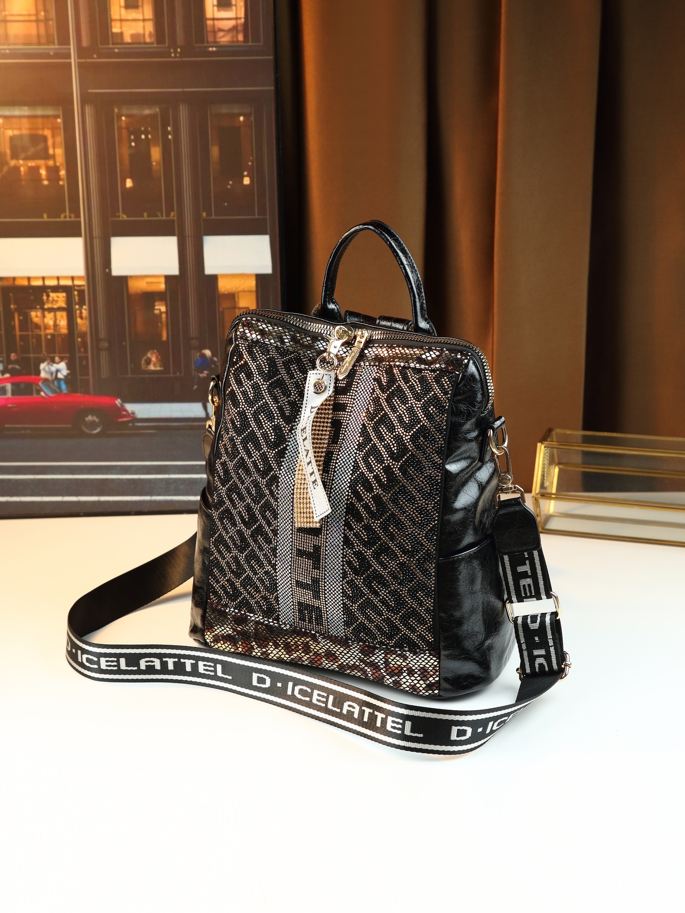 Women's Sequined Casual Backpack Soft Leather Anti-theft Daypack_voghion.com