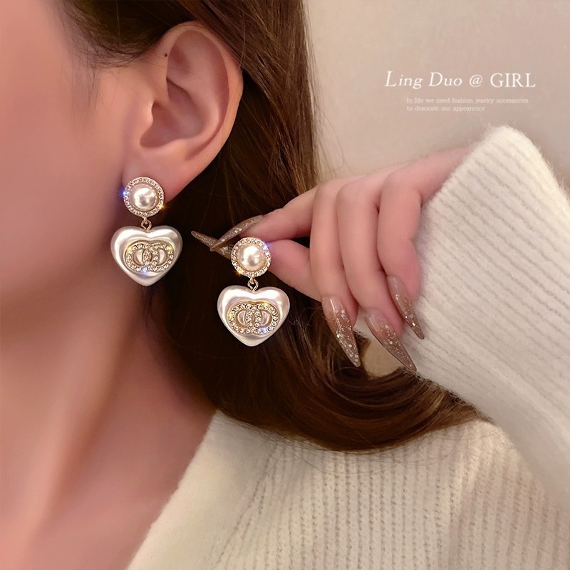 Korean Geometric Drip Glaze Diamond Earrings for Women, Light Luxury Niche Retro Palace Style High-End Temperament Earrings