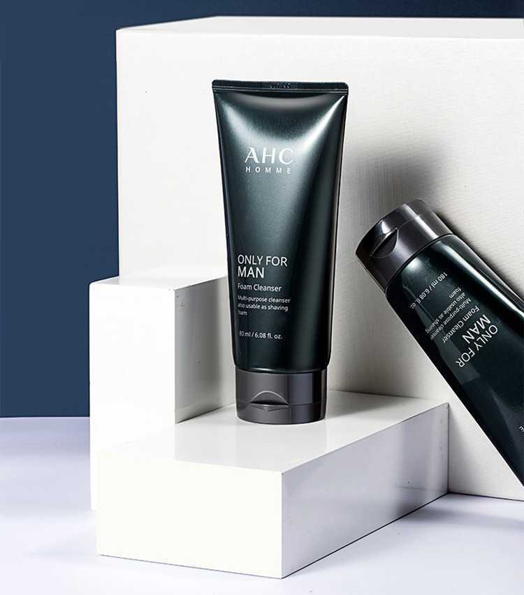 AHC Men's Cleanser Image 4