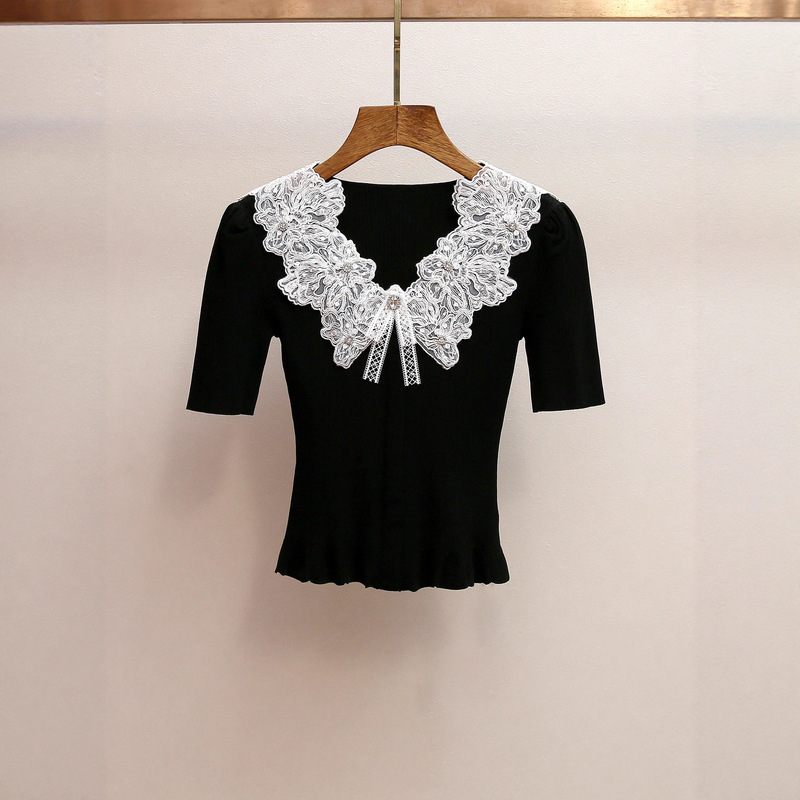 Shenzhen Nanyou Classy Women's Autum New French Age-Reducing Style Lace Splicing V Neck Slimming Look Knitwear Shenzhen Nanyou Classy Women's Autum New French Age-Reducing Style Lace Splicing V Neck Slimming Look Knitwear