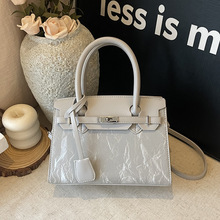 2025���Q�羳Ů���ļ��¿���������ֵ�r��Ů������P�����K���