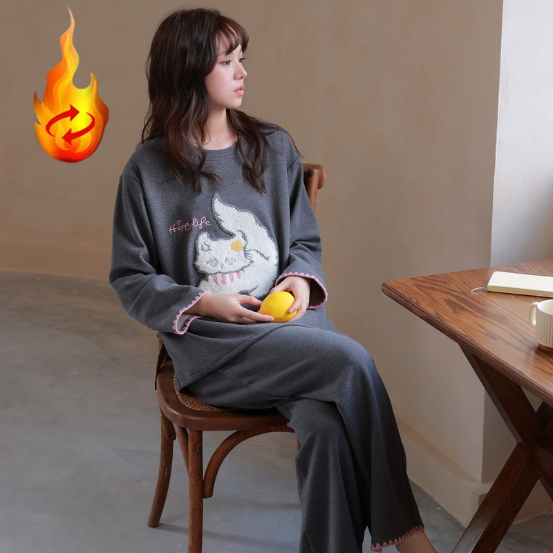 2025 Winter New German Velvet Pajamas Long-Sleeved Cute Thin Velvet Warm Pullover Women's Home Wear Pajamas Can Be Worn Outside