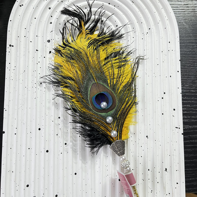 검정색과 노란색