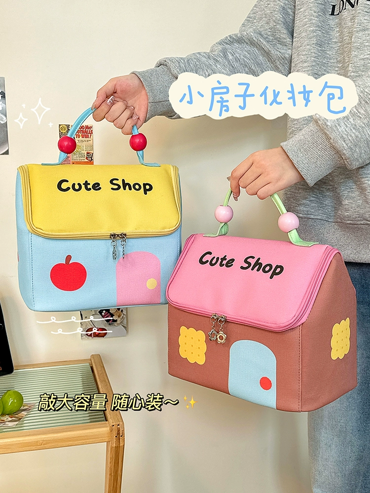 Косметичка для женщин 2025, новая, милая, портативная, большой вместимости, с отделениями, дорожная косметичка для туалетных принадлежностей