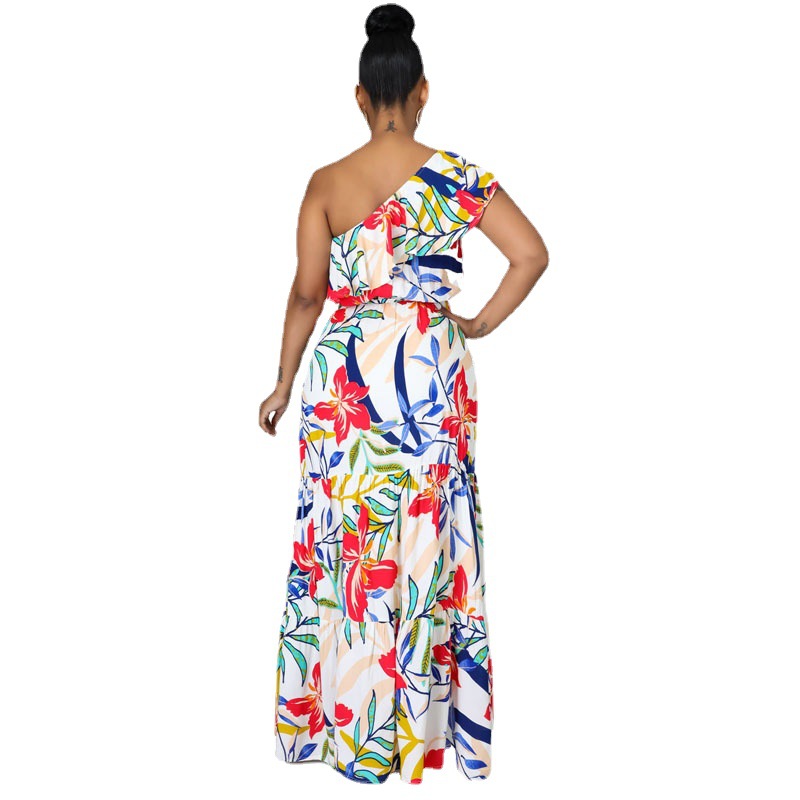 Vestido de primavera chiffon impreso hombro de un lado temperamento floral viajero Chanel estilo más tamaño swing grande ropa de mujer