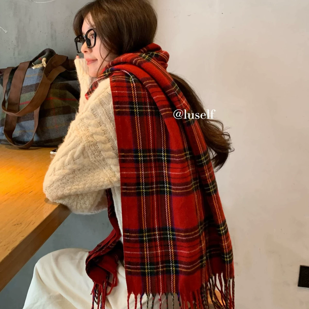 Корейский рождественский красный клетчатый шарф женский зимний теплый ретро продвинутый новогодний подарок шейный платок студент