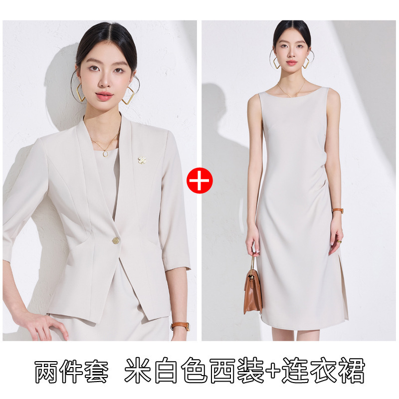 小香風ピンクの襟なしの小さいスーツのコートの女性のワンピースのスーツの春の夏の7分の袖のカジュアルなスーツの上着|undefined