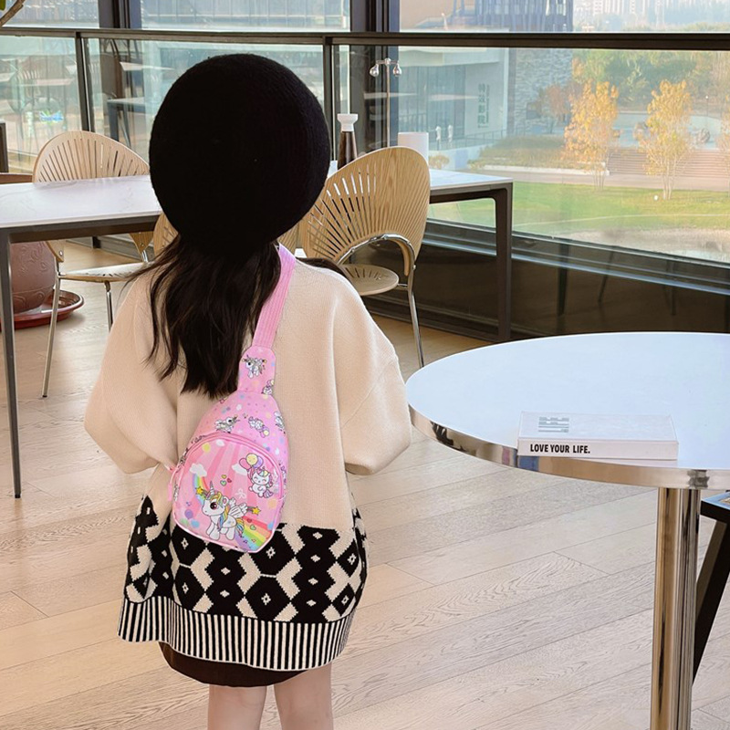Ventas transfronterizas calientes bolsos de pecho para niños nuevos unicornios de dibujos animados bolsos de cambio bebés lindos bolsos mochilas de chicas pequeñas