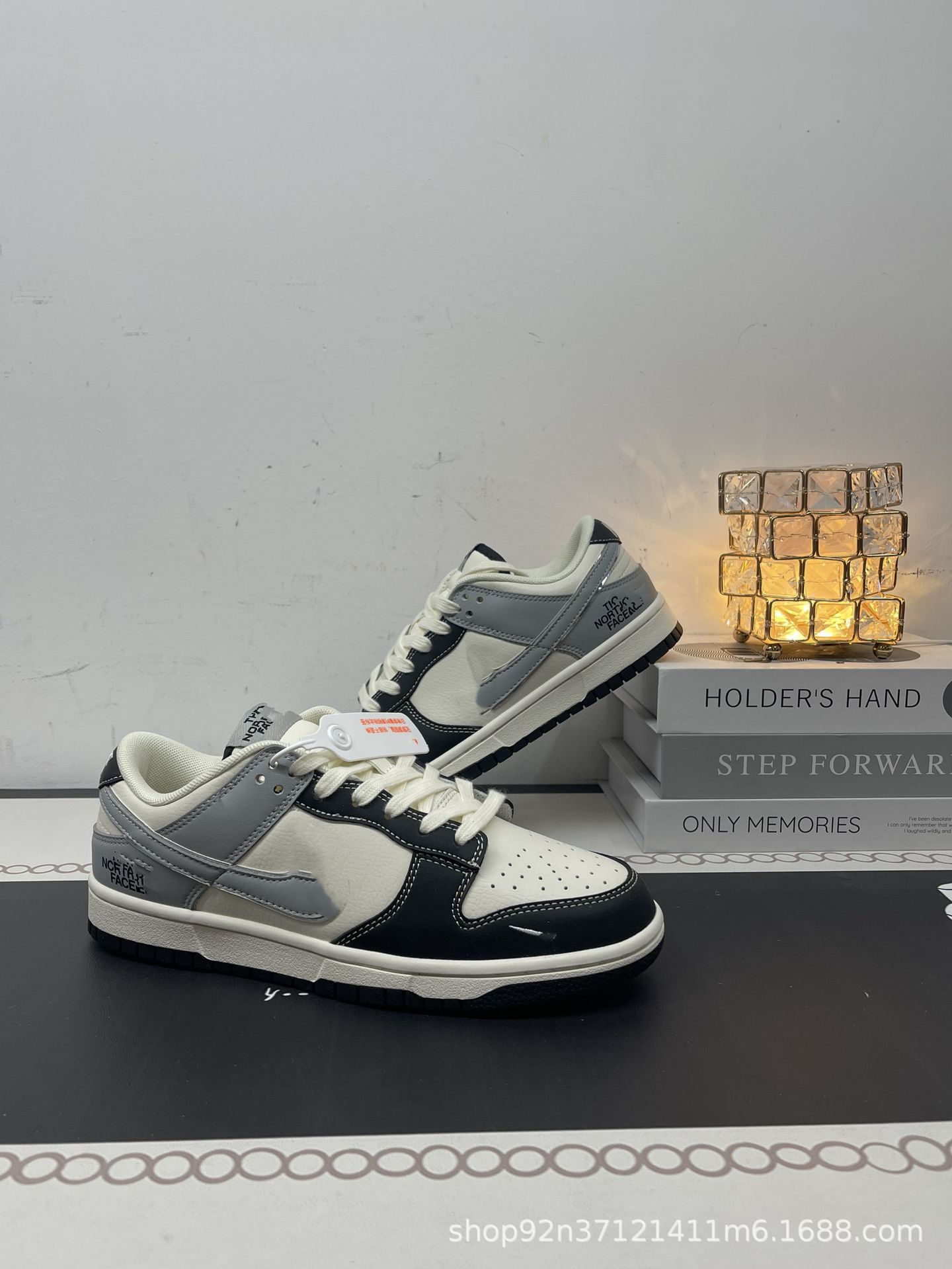 노스페이스 블랙 앤 그레이 [하프 사이즈 있음]