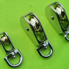 専門の靴のバックルの箱は金属の部品の源のメーカーを掛けます。