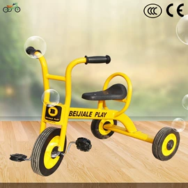 跷跷板;儿童三轮车;游艺设备