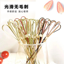 ��������С���Ǻ��J��һ����ˮ����������Ƥ�uβ�ƺ������ӻ��