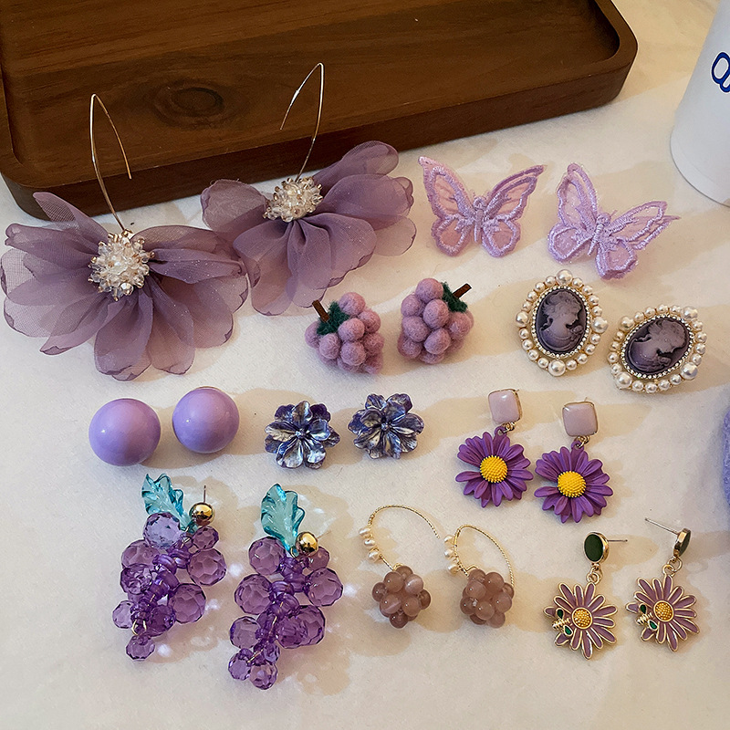 Sweet Flower Alloy Inlay Artificial Pearls Rhinestones Women's Drop Earrings display picture 1