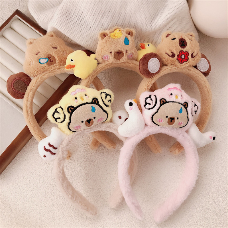 Diadema de Peluche para Lavar la Cara y Maquillaje image 3