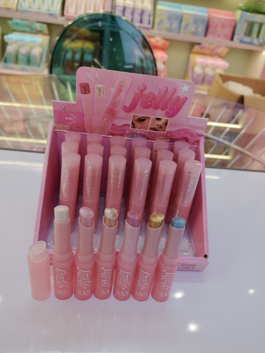 #24 en una caja (los productos solo se venden para la exportación, las ventas nacionales están prohibidas, la compra es equivalente a la exención de responsabilidad de la empresa por defecto)