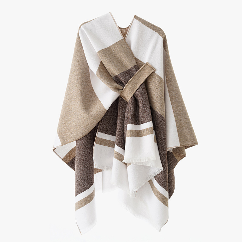 2024 barra de barra de moda europea y americana simple abrazadera capas capas con cálido alto otoño y invierno versátil