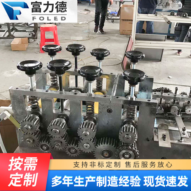 半自动平面口罩机一拖二一次性外耳带口罩产线一次性口罩制片机