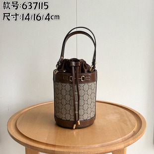 i����Ů 2024�¿�1955�R㕿۳��KˮͰ������б����r�����e�μ�Ů