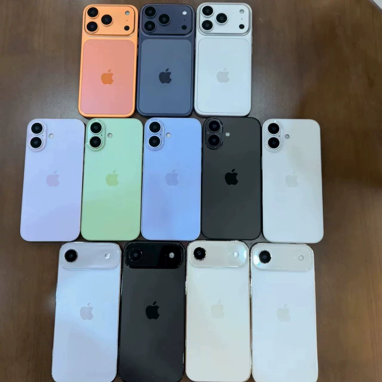 Подставка для телефона (Apple) совместима с iPhone 17 серии — портативная, лёгкая 22 г