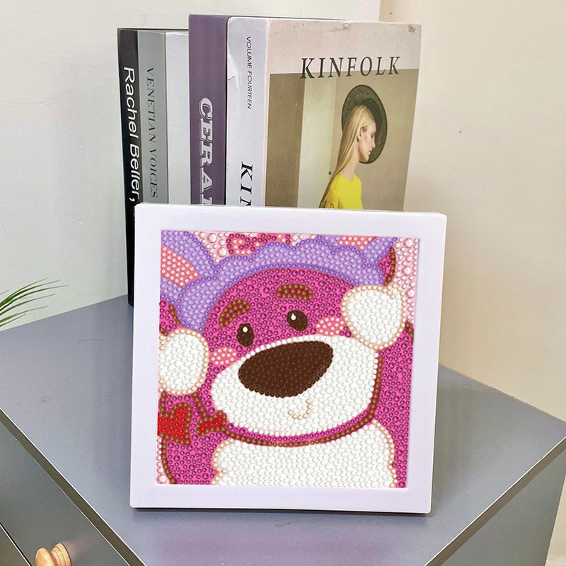 Diamante infantil DIY hecha a mano con material de marco paquete de dibujos animados Sanliou pegatinas de diamante regalo al por mayor pinturas de mampostería