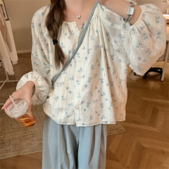 小清新砕花長袖シャツ女性夏の新型小柄なゆったりとした痩せた丸首の甘い少女感シャツ