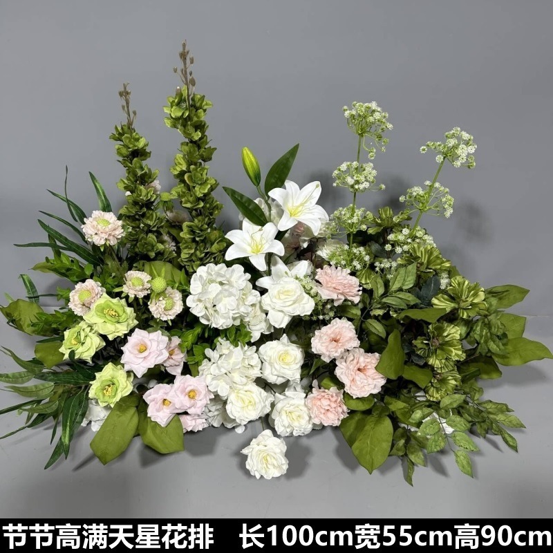 Flor de la boda de la flor Chiyeya rosa roja fila de orquídeas fila de flores bosque escena de compromiso decoración de la boda fondo de decoración