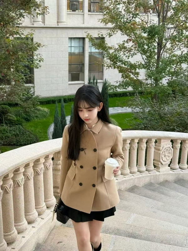 高品质~秋冬短款风衣女轻职风优雅干练翻领双排扣女装上衣外套女|undefined