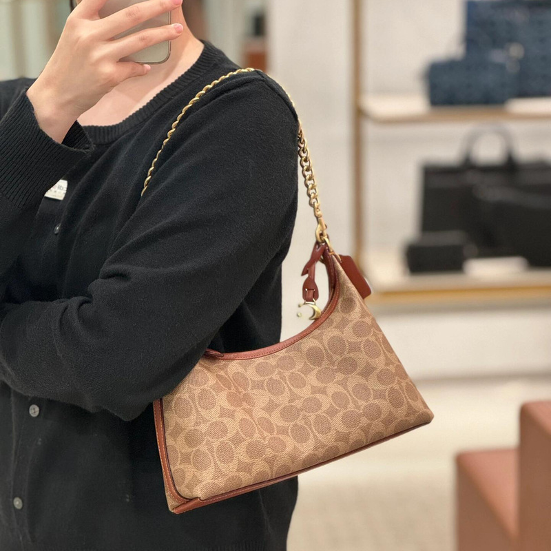 2025 New Women's Bag Juliet Half Moon Underarm Bag Retro Portable Underarm Bag Hobo Dannin Shoulder Crossbody Bag