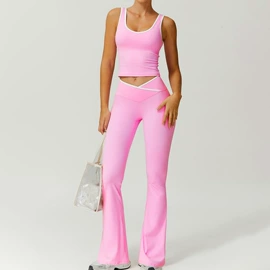 比基尼;连体泳衣;瑜伽服