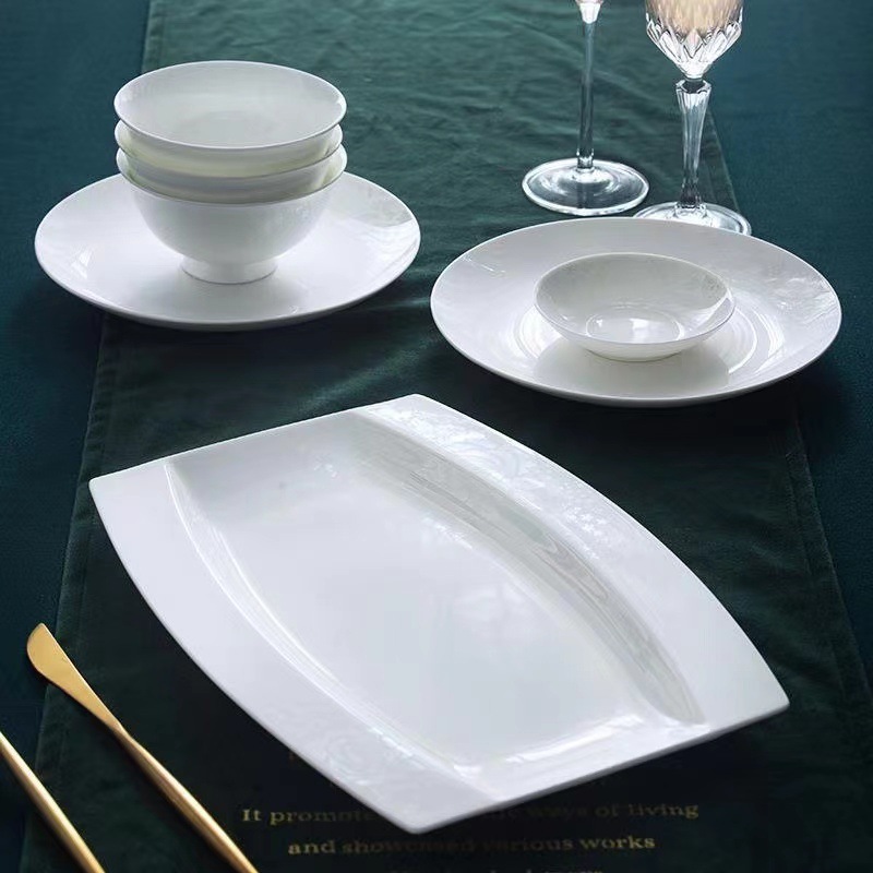 Cuencos caseros Jingdezhen hueso porcelana cubiertos platos platos platos de rosa blanca cubierta de cocina simple microondas