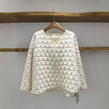 时尚菱格压线卫衣宽松大码女装2025秋季新款别致套头圆领百搭上衣