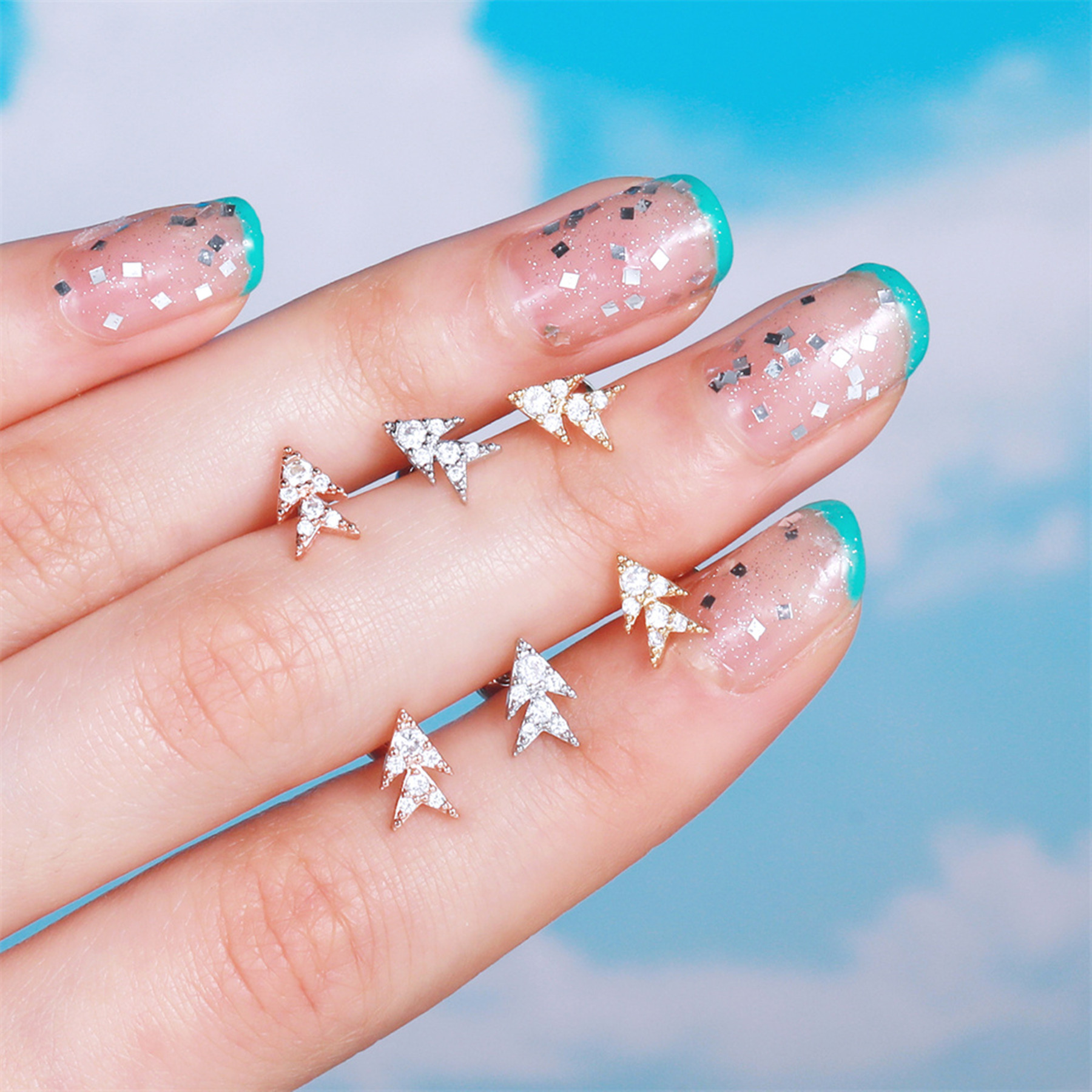 Fashion Heart Shape Brass Plating Zircon Ear Studs 1 Piece