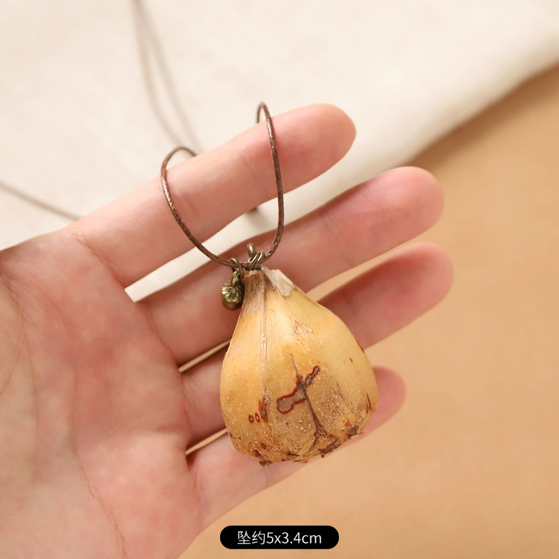 4-plant necklace (buddha’s hand)