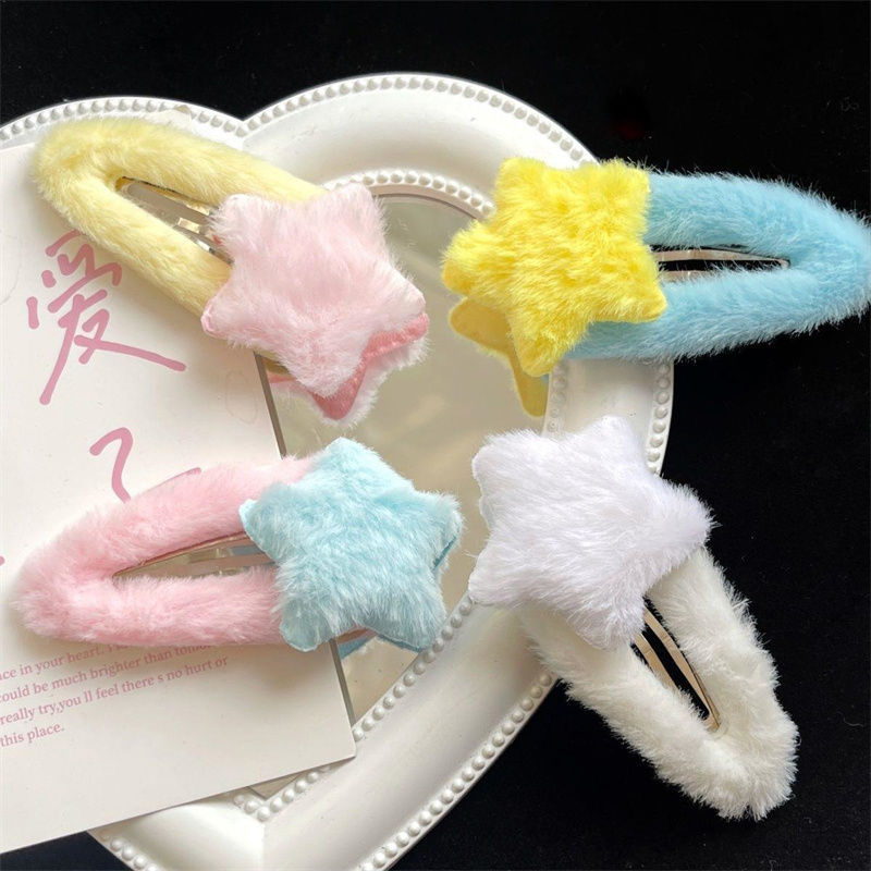 Simple Style Classic Style Pentagram Plush Hair Clip display picture 1