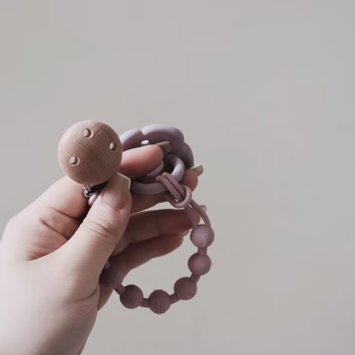 Cross-border baby integrated pacifier chain Food grade silicone soothing teether pacifier chain Children's teether anti-drop chain