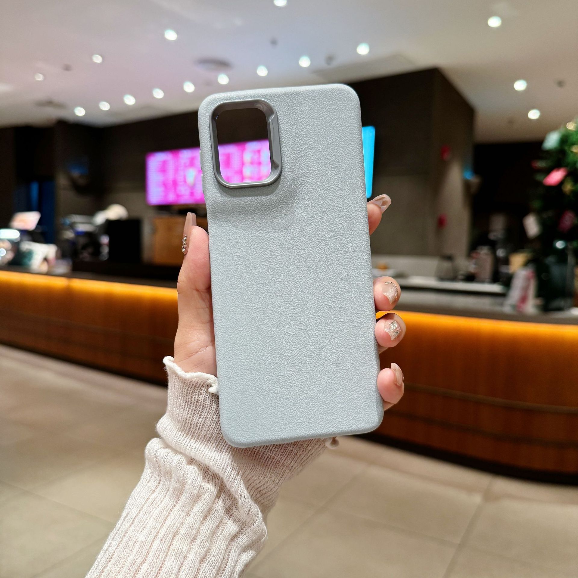 Funda de teléfono de TPU con textura de cuero liso, adecuada para Motorola G55, funda de teléfono suave con orificio grande para comercio exterior europeo y americano, antihuellas.