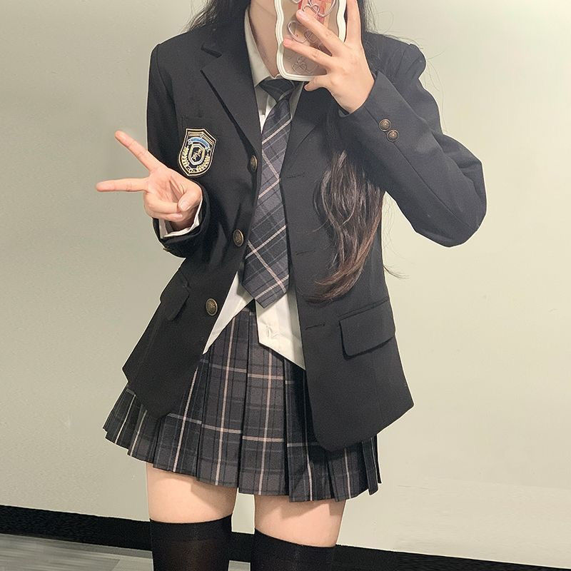 新品制服套装新品西装外套女新品可爱格裙全套西服春秋三件套女装