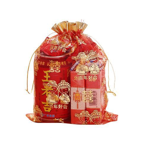 结婚用的红色袋子