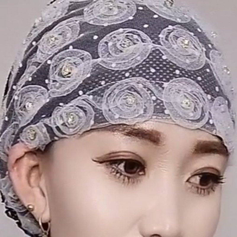 회색