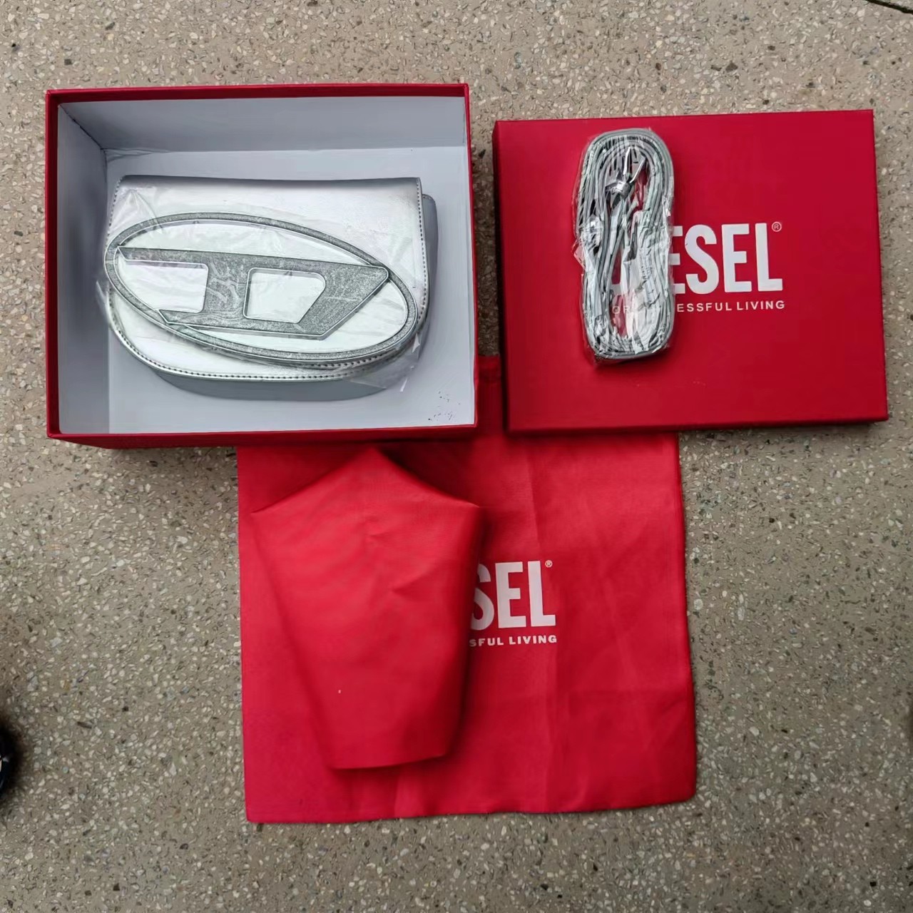 Diesel 1DR Shoulder Bag Mirrored Leather Silver