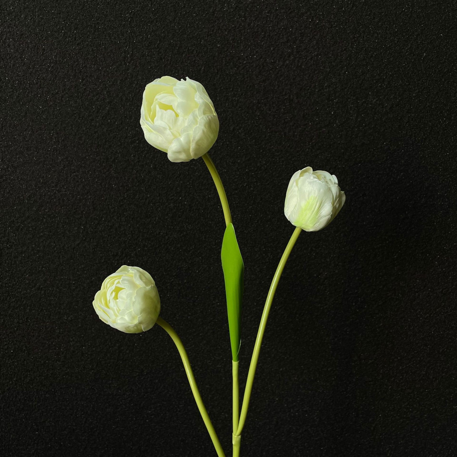 Flores falsas blancas Flores artificiales Flores para bodas Auditorio de bodas Decoración del hotel Techo artificial Flores artificiales Flores falsas