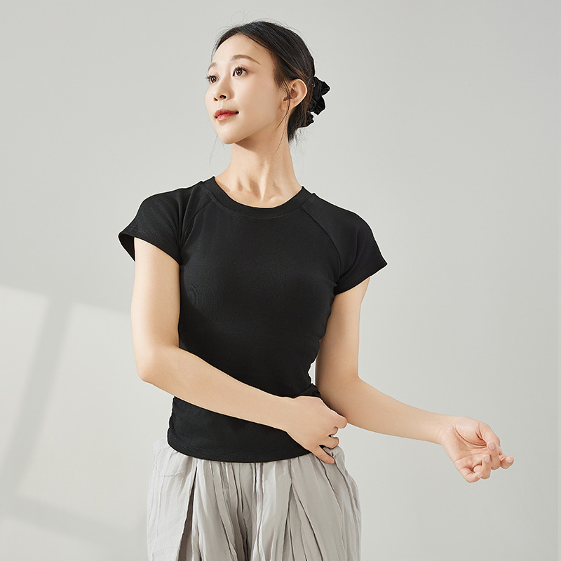Màu đen (không hở lưng) / S