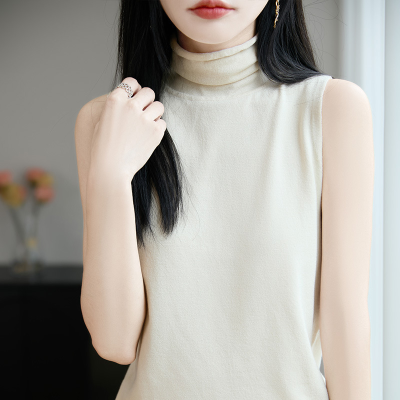 Early Autumn New Style Women's Turtleneck Sleeveless Knit Sweater, Solid Color Pullover, Slim Fit, Flattering, Inner Layer High-Neck Vest Early Autumn New Style Women's Turtleneck Sleeveless Knit Sweater, Solid Color Pullover, Slim Fit, Flattering, Inner Layer High-Neck Vest