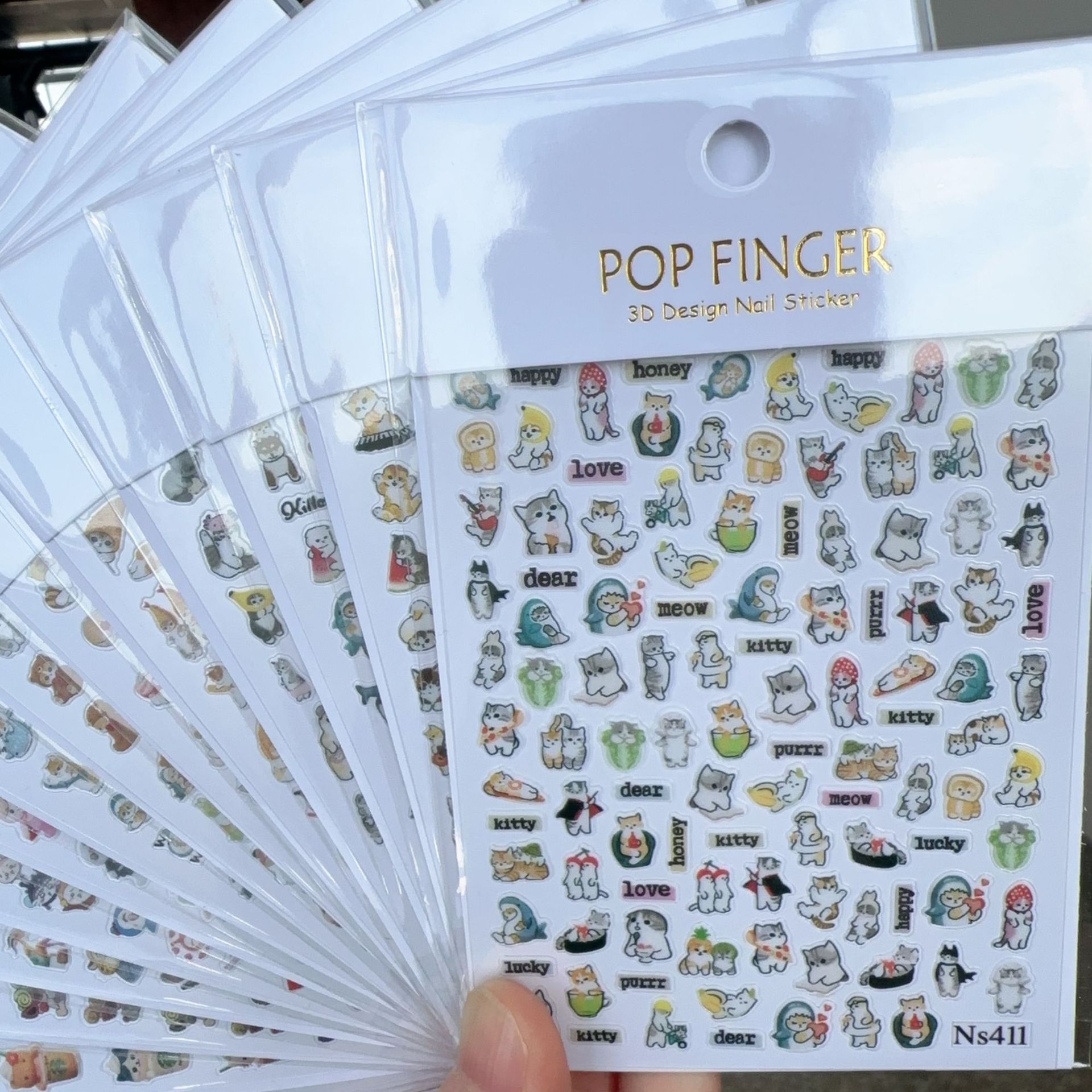 Popular Japanese and Korean Peach-Shaped Nail Stickers, Cute Shark and Cat Nail Art, Cartoon 3D Anpanman Nail Stickers