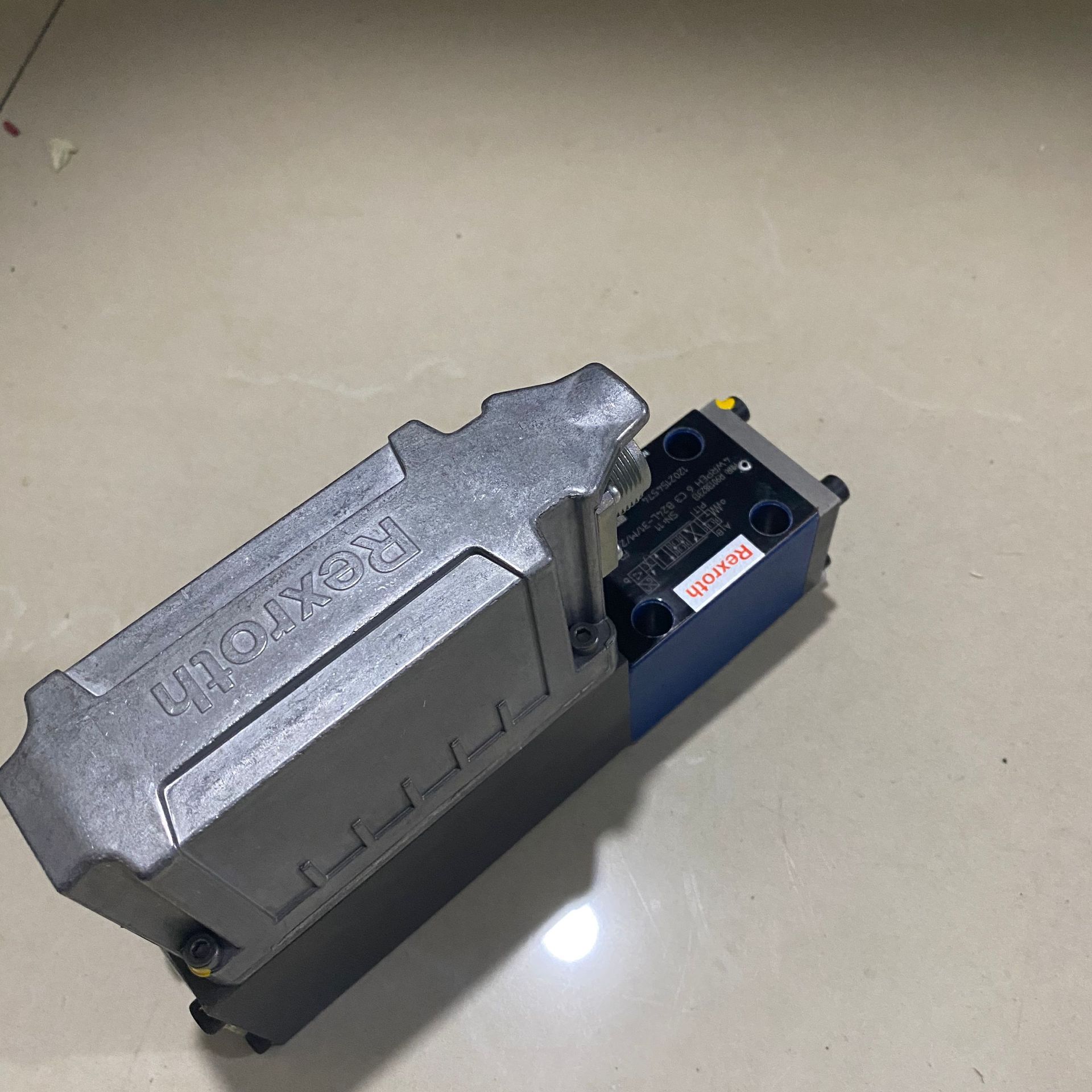 现货力士乐伺服0811404352